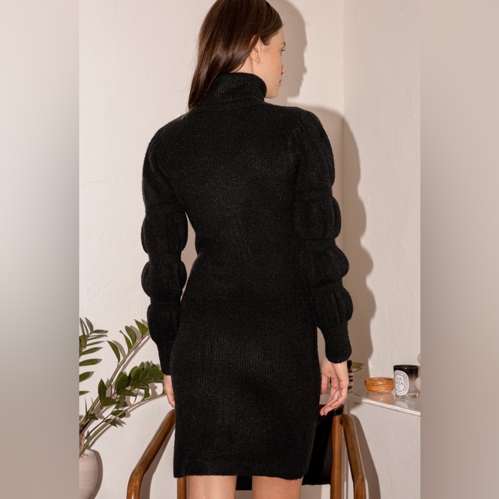 NWT Lulu’s Puff Sleeve Knit Dress in Black Size XS Turtleneck Long Sleeve Dress - Picture 2 of 9